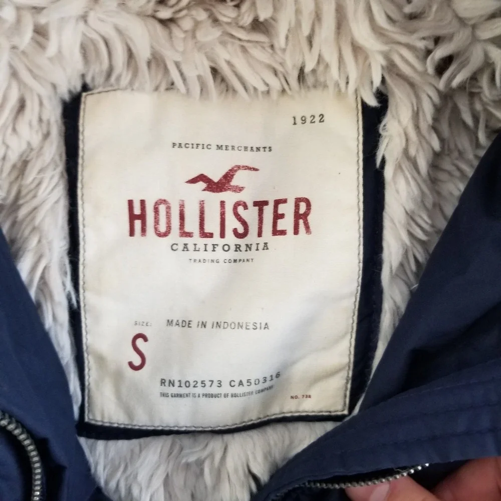 Y2K Hollister Jacket Womens Small Blue Faux Fur Hooded Down Coat Vintage Sherpa‎